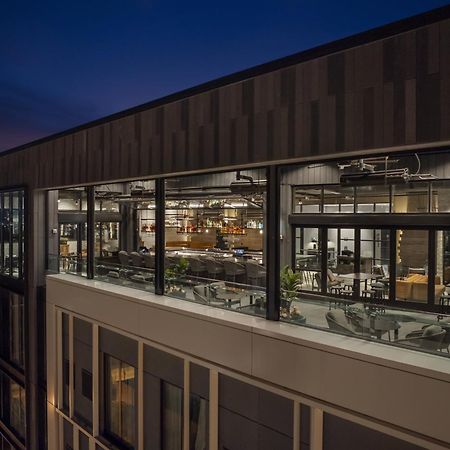 Ac Hotel By Marriott St. Louis Клейтън Екстериор снимка