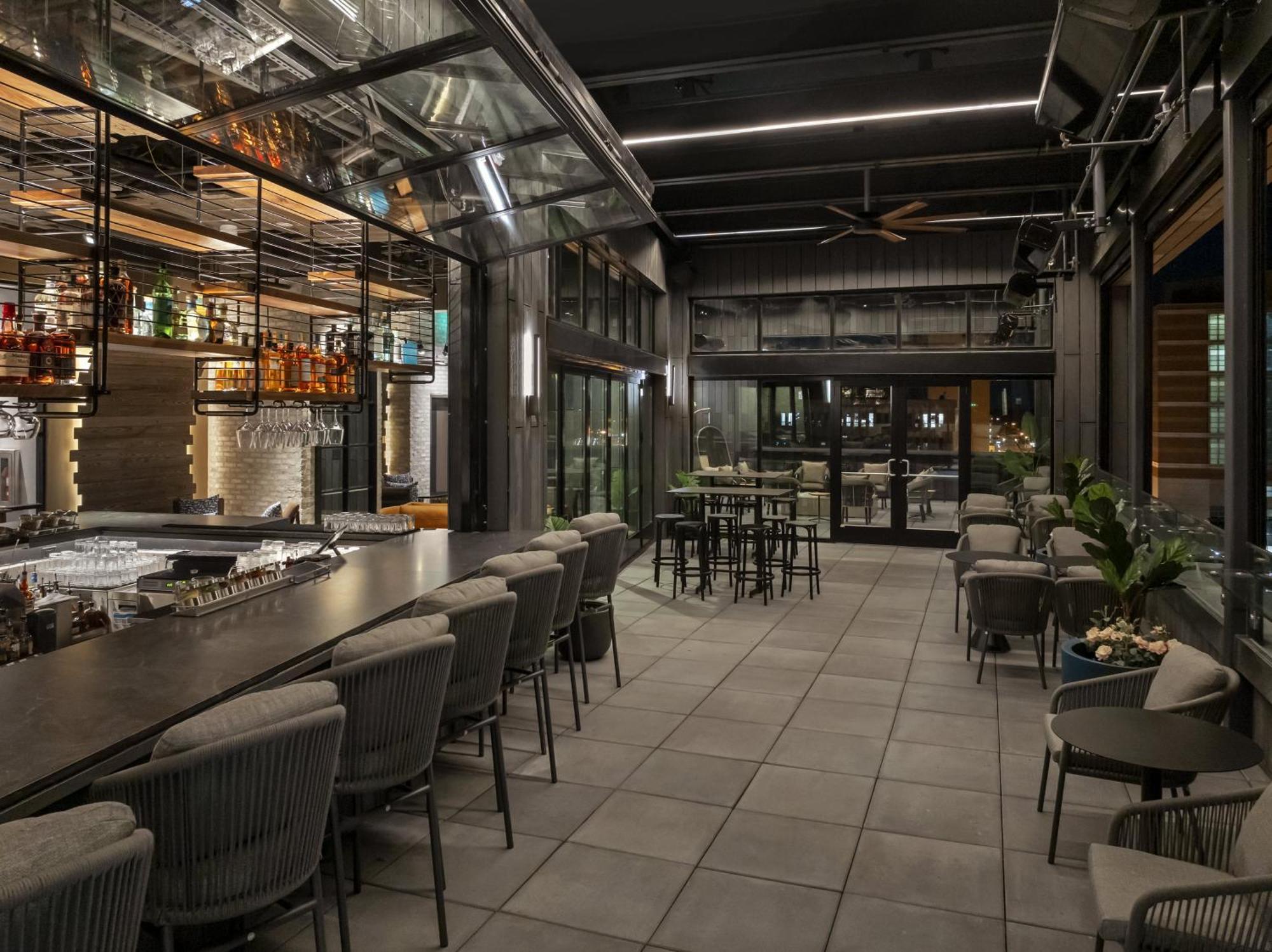 Ac Hotel By Marriott St. Louis Клейтън Екстериор снимка