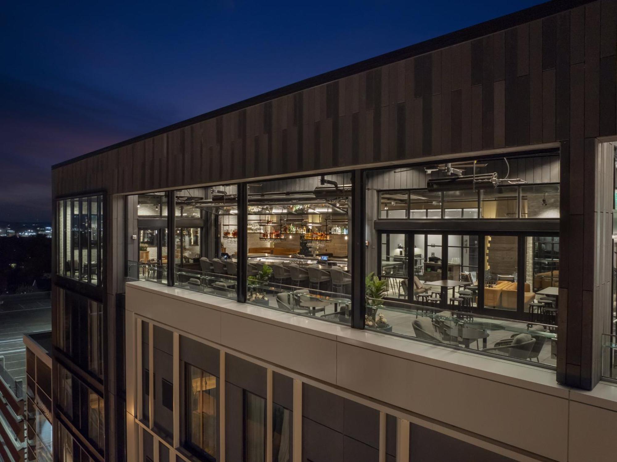 Ac Hotel By Marriott St. Louis Клейтън Екстериор снимка